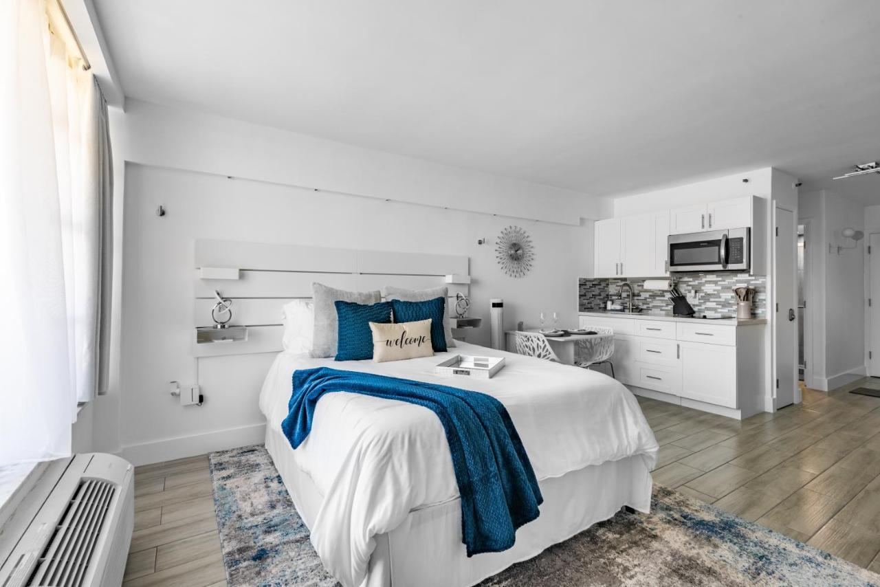 Newly Renovated Oceanfront Studio W/ Balcony - Daytona Beach Appartement Buitenkant foto