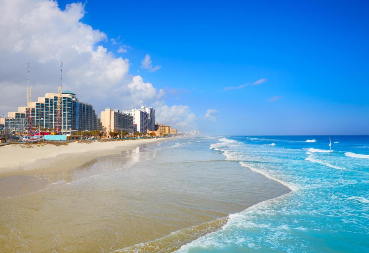 Newly Renovated Oceanfront Studio W/ Balcony - Daytona Beach Appartement Buitenkant foto